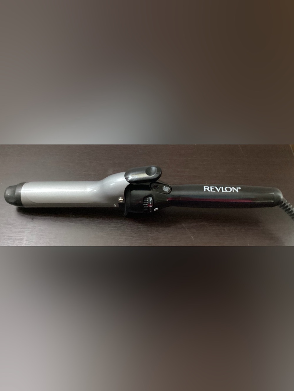 Revlon Perfect Heat RVIR1081 Curling Iron 1 1/4” Adjustable Heat-Helen of Troy